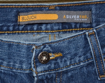 Levi's Silver Tab Jeans Slouch Boot Cut Men's Size 33x34 Dark Blue Street Wear