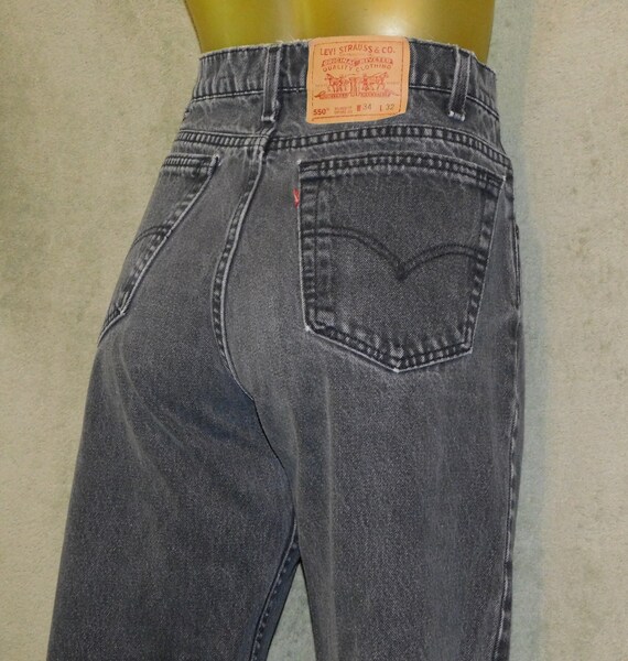 Levi's 550 Relaxed Fit Tapered Leg Size 31x31 Hig… - image 1