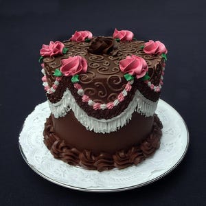 NEW! 6 Inch Chocolate Rose Fringe Fake Cake