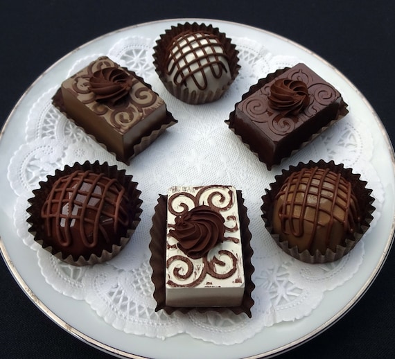 6 Pc Faux Chocolate Bars & Bon Bons | Milk Dark White Display Set