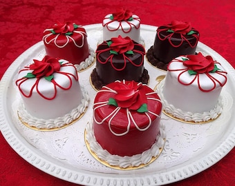 Red Rose chocolate and white Fake Mini Cakes