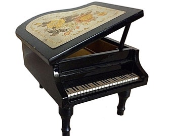 Linden Grand Piano, Japan Music Box, Linden Wood Piano, Piano Jewelry Box, Vintage Music Box, Linden Vintage, Amazing Grace, Music Jewelry