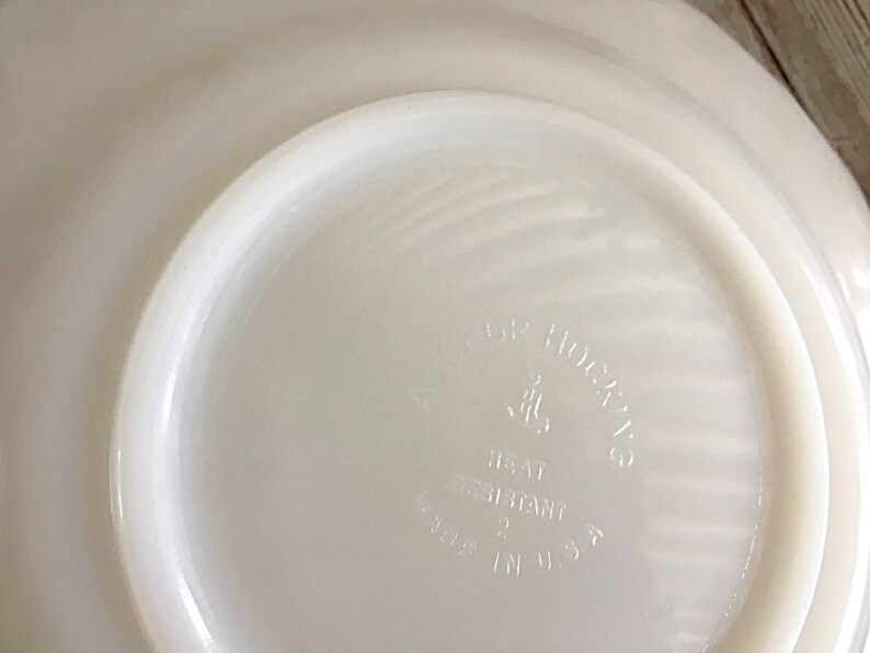 Hocking Petalware Hocking Swirl Plate Fire King Swirl Vintage Petalware Hocking Hocking Gold Trim Swirl White Vintage Anchor Hocking