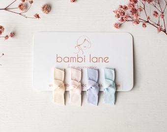 Baby bows, baby hair clips, clip set, baby hair bows, tiny hair clip, set of 4 snap clips, clips for fine hair
