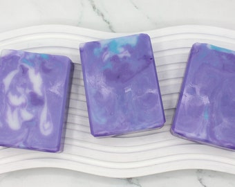 Lilac & Lavender Handcrafted Soap Bar, Triple Butter Soap with Lavender Essential Oil and Natural Lilac Fragrance, Natural Handmade Soap