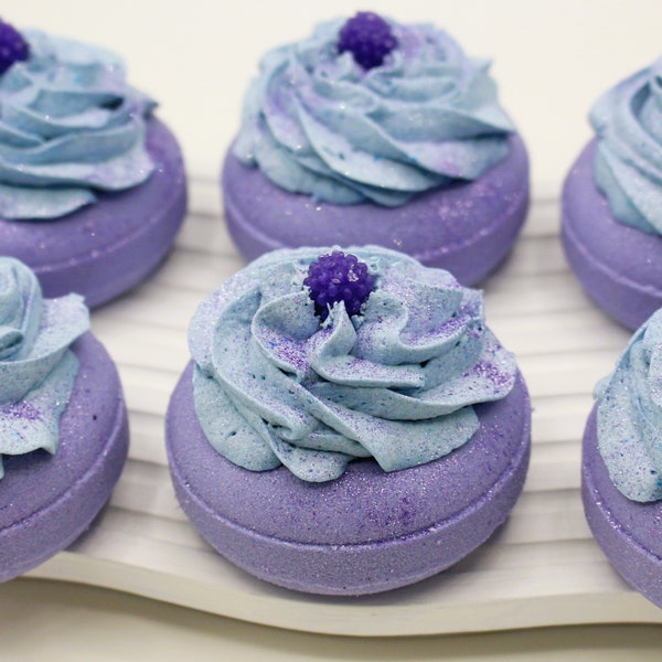 Blackberry Jam Bubble Frosted Donut Bath Bomb, Bubble Frosting Bath Fizzy with Natural Fragrance and Shea butter