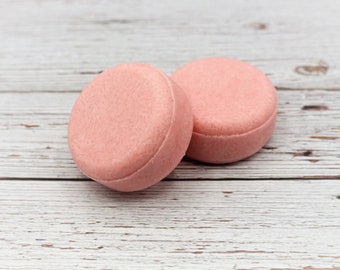Pastilla de champú de rosa y vainilla: aceite de coco orgánico, provitamina B5.