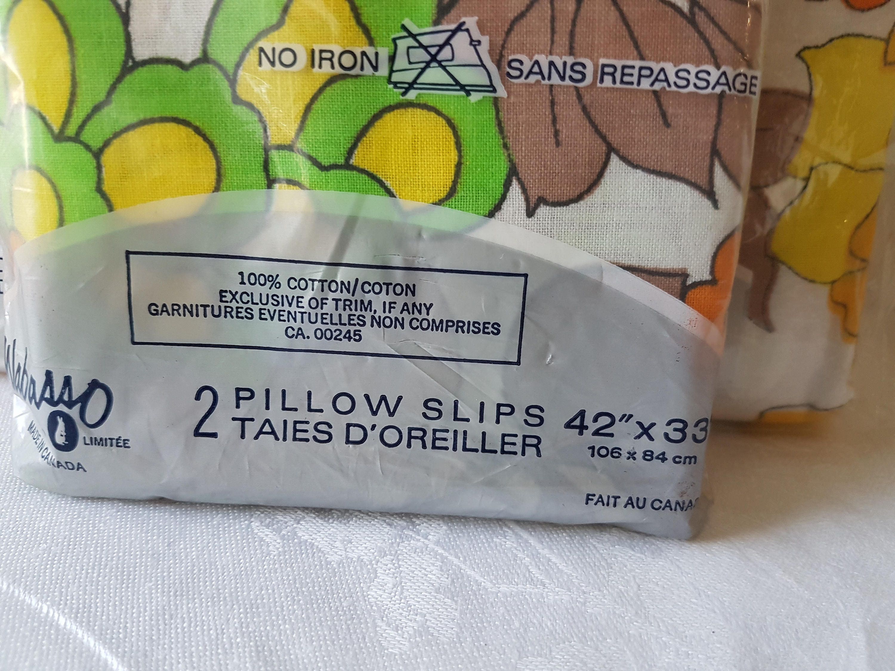 Bright Vintage Double Sheet Set, Complete Set, New in Package, by