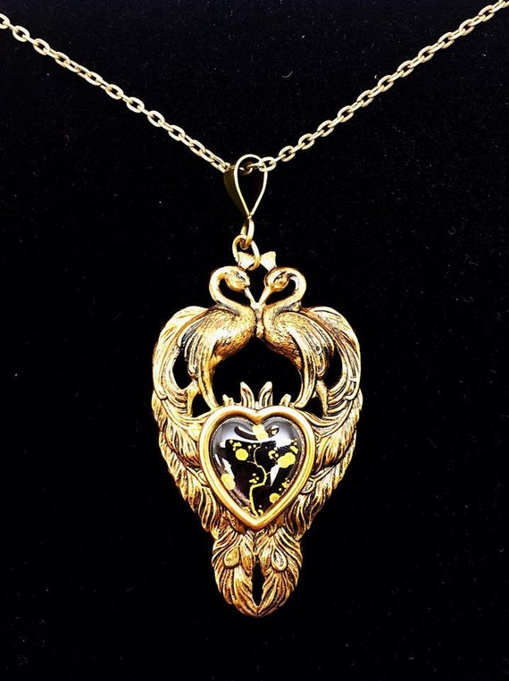 vintage style costume jewellery