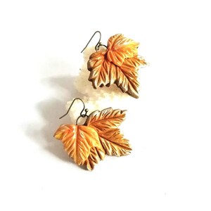 Zierliche Herbst Blatt Ohrringe Geschenk baumeln Tropfen kleine einfache Ohrringe Minimalist orange niedliche Ohrringe für Frauen Boho Schmuck Geschenk