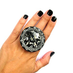 Bague Black Statement, Cadeau de bague victorienne, Bague gothique, Bijoux pour femmes noires, Cadeau bague hippie, Cadeau bague femme, Bijoux bague Boho