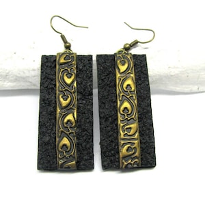 Black earrings gift Statement Gothic drop earrings Black and gold drop dangle earrings Statement jewelry gift for her Small drop earrings