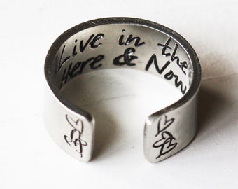 Live in the here & now pewter wide ring - secret message ring, Inspirational Jewelry | Mantra jewellery | Empowering ring
