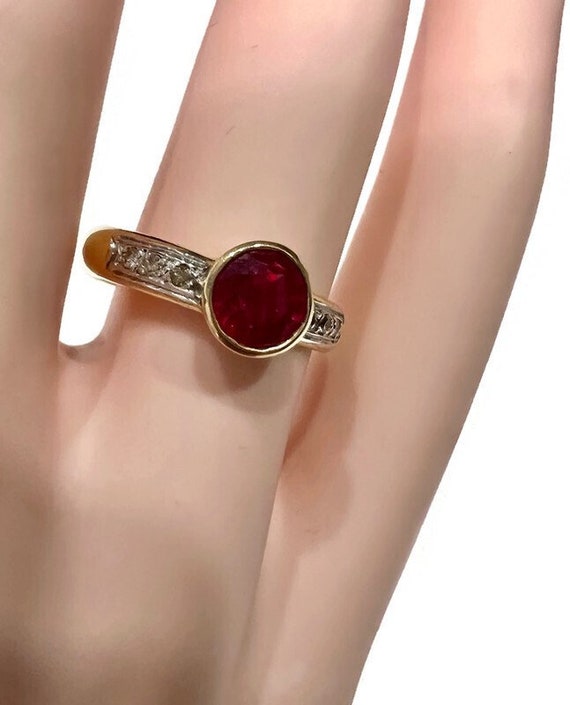 Vintage Ruby and Damond Ring - image 10