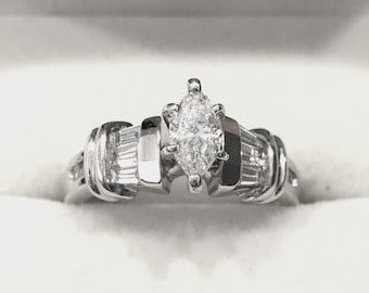 Anillo de bodas de diamantes / 1950's Diamond Marquise Engagement Ring