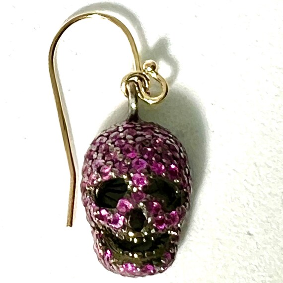 Ruby skulls set in Blackened Sterling Silver on 1… - image 1