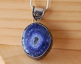 Blue Solar Quartz Necklace, Solar Quartz Pendant, Blue Gemstones,Blue Pendant,Quartz Jewelry,Crystal Jewelry,Unique Pendants,Artisan Jewelry