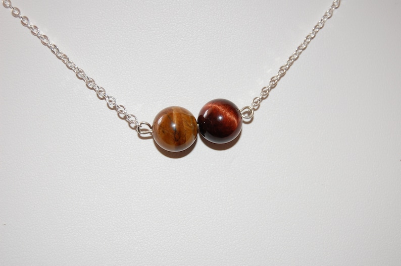 Tigers Eye Necklace,Travelers Stone Protection Stone,Solar Plexus Stone,Circle Jewelry,Gift ideas for her,Dainty Pendants,Tigers Eye Crystal