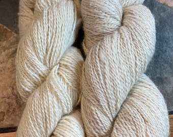SURI ALPACA. Mill washed-spun skeins. Soft Suri-Cotswold-Firestar. WEAVE, Knit, Crochet. Natural, Cream Suri Alpaca-Cotswold 70-30 mix Soft