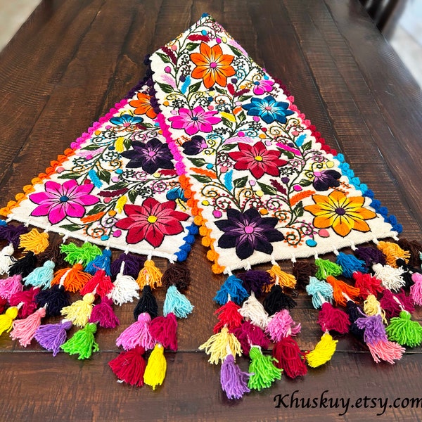 Boho Table Bed runner ricamo floreale, arazzo telaio da tavolo perù, runner da tavolo rustico chic arte tessile, corridore hippie, regalo corridore di nozze