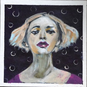 Pittura femminile, volto femminile, rosa, bionda, trendy, colorata, ritratto femminile su carta di Beate Frieling
