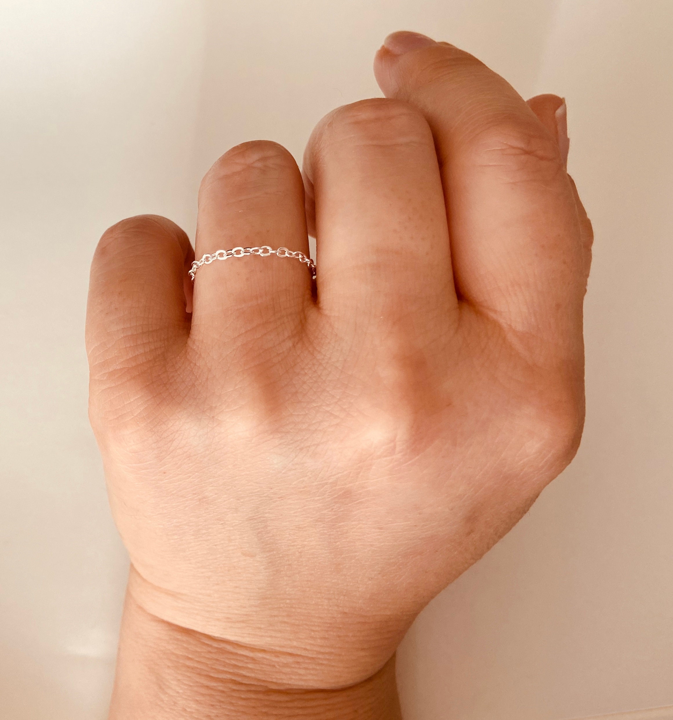 Thin gold chain ring hot sale