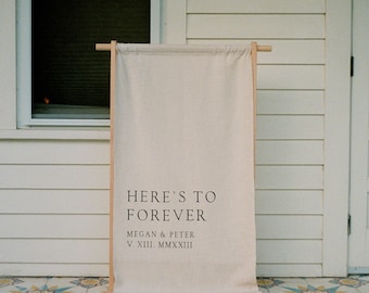 CUSTOM HAND-PAINTED 1-10 Words Linen Banner // Linen Wedding Sign // Fabric Wedding Sign // Welcome Wedding Sign // Custom Signage