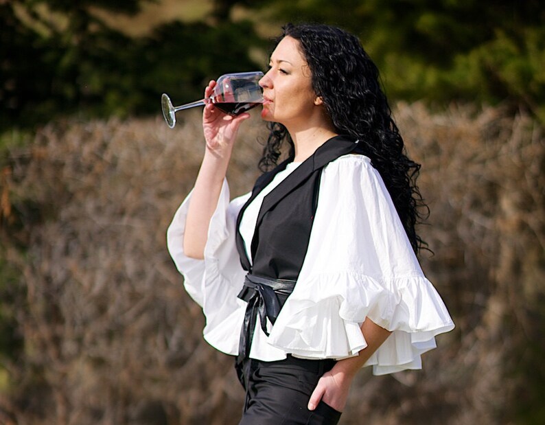 Extravagant Blouse Womens White Top Womens Black Vest Maxi Sleeve Top White Cotton Top Crop Top Renaissance Clothing White Shirt