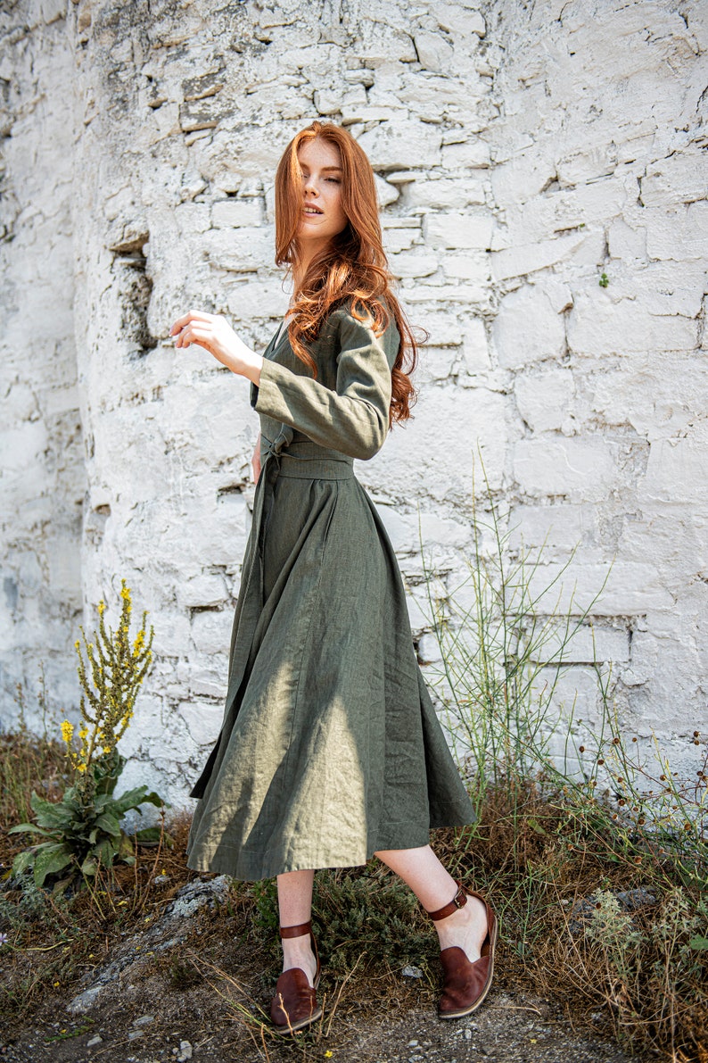 Robe en lin pour femme, Robe en lin épaisse, Robe vert militaire, Robe d'automne en lin, Robe midi en lin, Robe portefeuille en lin, Vêtements en lin grande taille image 6