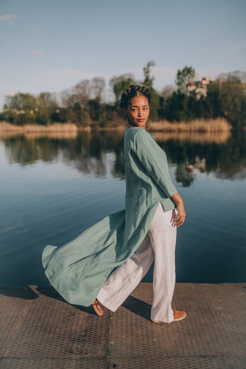 Tunique d'été en lin en turquoise poussiéreux, haut asymétrique en lin, haut grande taille, vêtements bohèmes en lin pour femme, tunique de plage, tenue d'été image 1