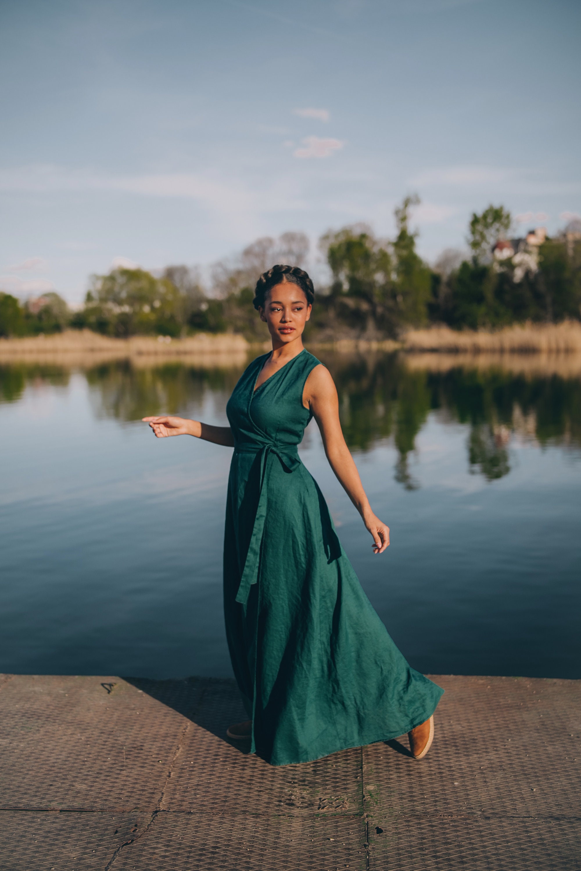 【未使用】オリーブグリーン ストライプ ノースリーブ ドレス WEB限定】ストライプノースリーブワンピース | DOUDOU(ドゥドゥ