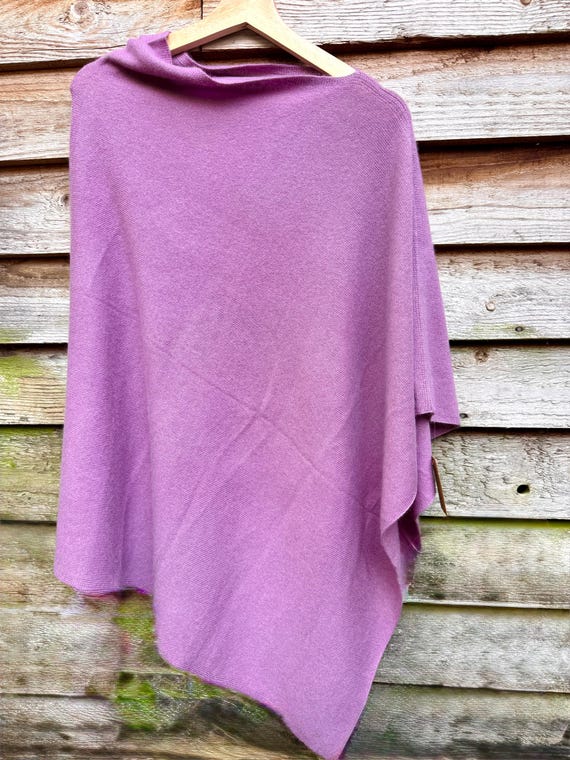 BIRTHDAYGIFTS Luxurious cashmere poncho/giftforher/giftformum /birthdaygifts/specialgifts