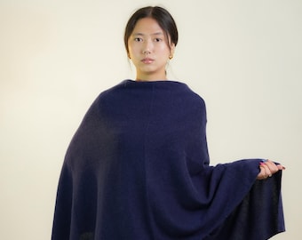 Navy Luxurious cashmere poncho/gifts/birthdaygifts/specialgifts/holidaygifts/giftformum/giftforher/thoughtfulgifts/handmadegifts/slowfashion