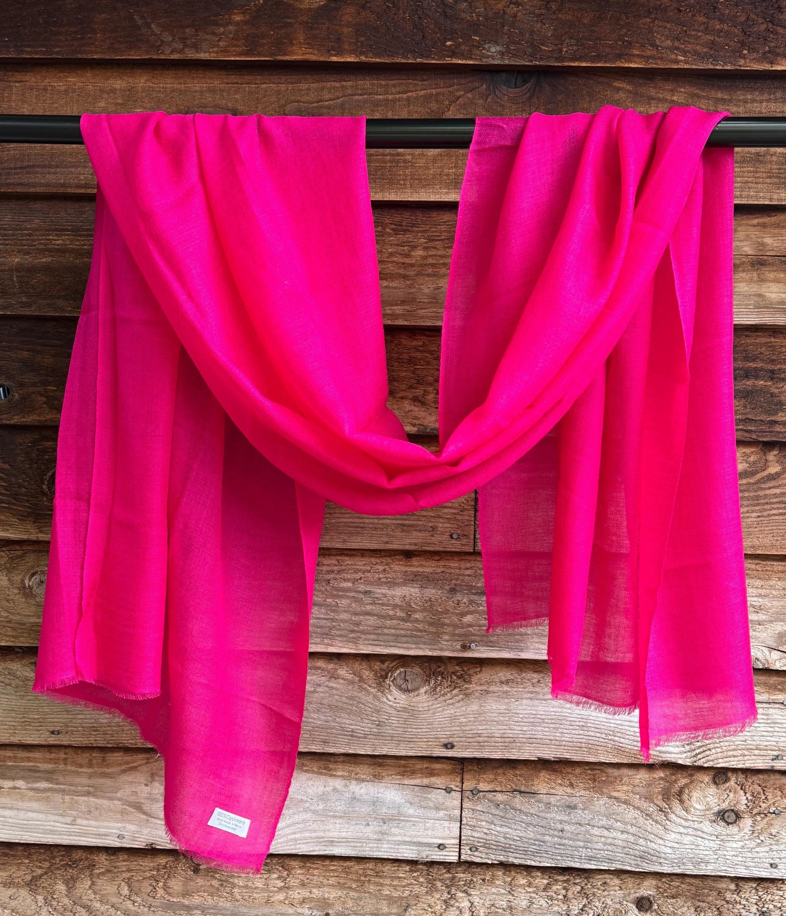 Birthdaygifts,Weddinggifts,giftformum Whisper Light Pashmina in Babypink/giftforher/bridesmaidgifts