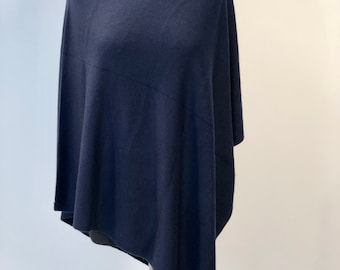 Navy Luxurious cashmere poncho/gifts