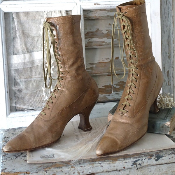 Shabby: Antike Damen Schnürstiefel um 1890