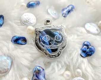 Chessur Alice Cosplay Costume We're All Mad Here Cheshire Cat Pearl Cage Disney Necklace Alice in Wonderland Cheshire Cat Underland Pearls