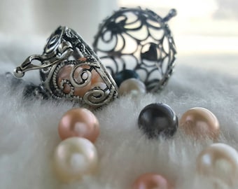 Cinderella's Carriage Pearl Cage for Pick a Pearl at Disney Epcot, Pearl Cage Necklace Pearl Cage Locket, Cinderella's Carriage Necklace