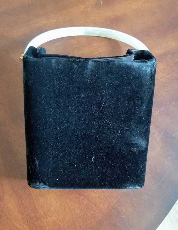 Black velvet handbag - image 7