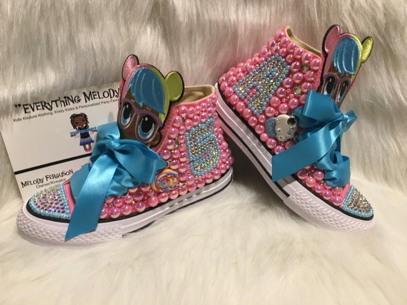 character converse