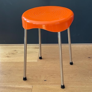 Vintage DDR Hocker 70er Jahre Pop Art/Space Age/Post Modern, orange