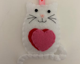 Felt HeartsCat Ornament - pink heart in front