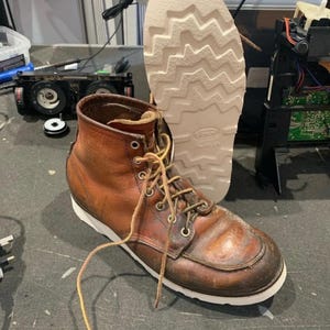 Red Wing Shoes Brown Leather Work Boots with Tan Laces Red Wing Shoes lace-up Boots | Brown | FARFETCH main image 2
