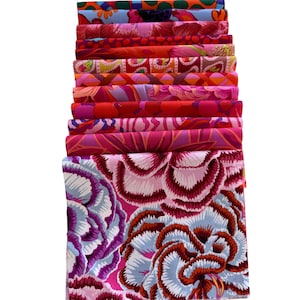Kaffe Fassett FreeSpirit Fabric Pack contains 12 x 10" x 6" blocks in red