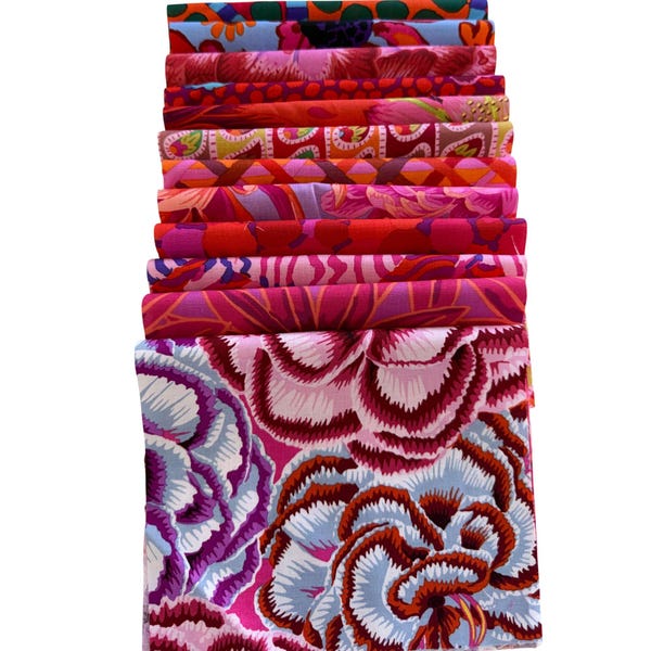 Kaffe Fassett FreeSpirit-stofpakket bevat 12 x 10" x 6" blokken in rood