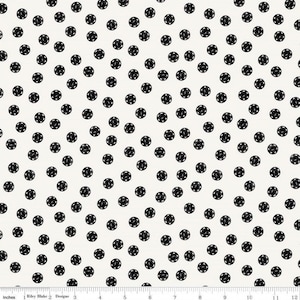 Riley Blake - Old Made Snap Dots White by J Wecker Frisch FAT QUARTER