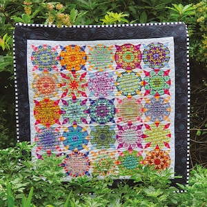 Lilabelle Lane Creations Paddle Wheel QUILT PATTERN Includes Acrylic Templates and Papers English Paper Piecing Project