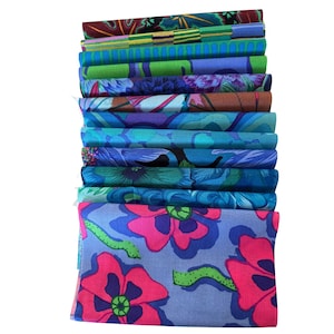 Kaffe Fassett FreeSpirit Fabric Pack contains 12 x 10" x 6" blocks in BLUE