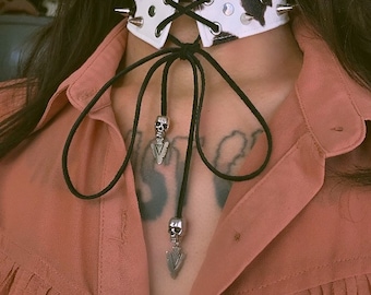 Cowgirl from hell choker