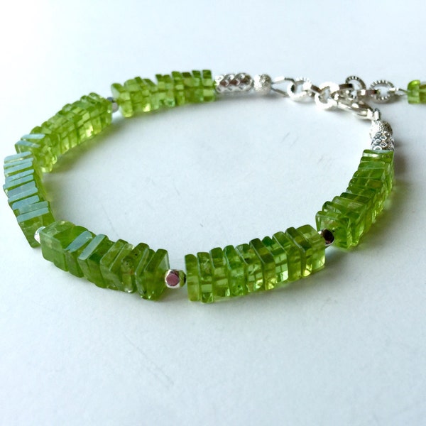 Green Peridot Gemstone Stacking Bracelet, August Birthstone, Square Stone Jewelry, Dainty Small Delicate Bracelet, Autumn Fall Trend for her